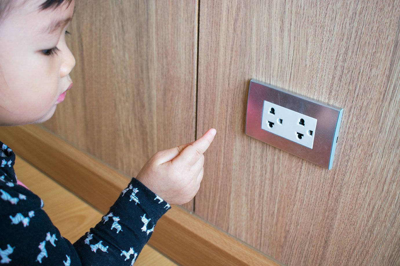 7 Ways to Babyproof your Electrical Outlets and Cables